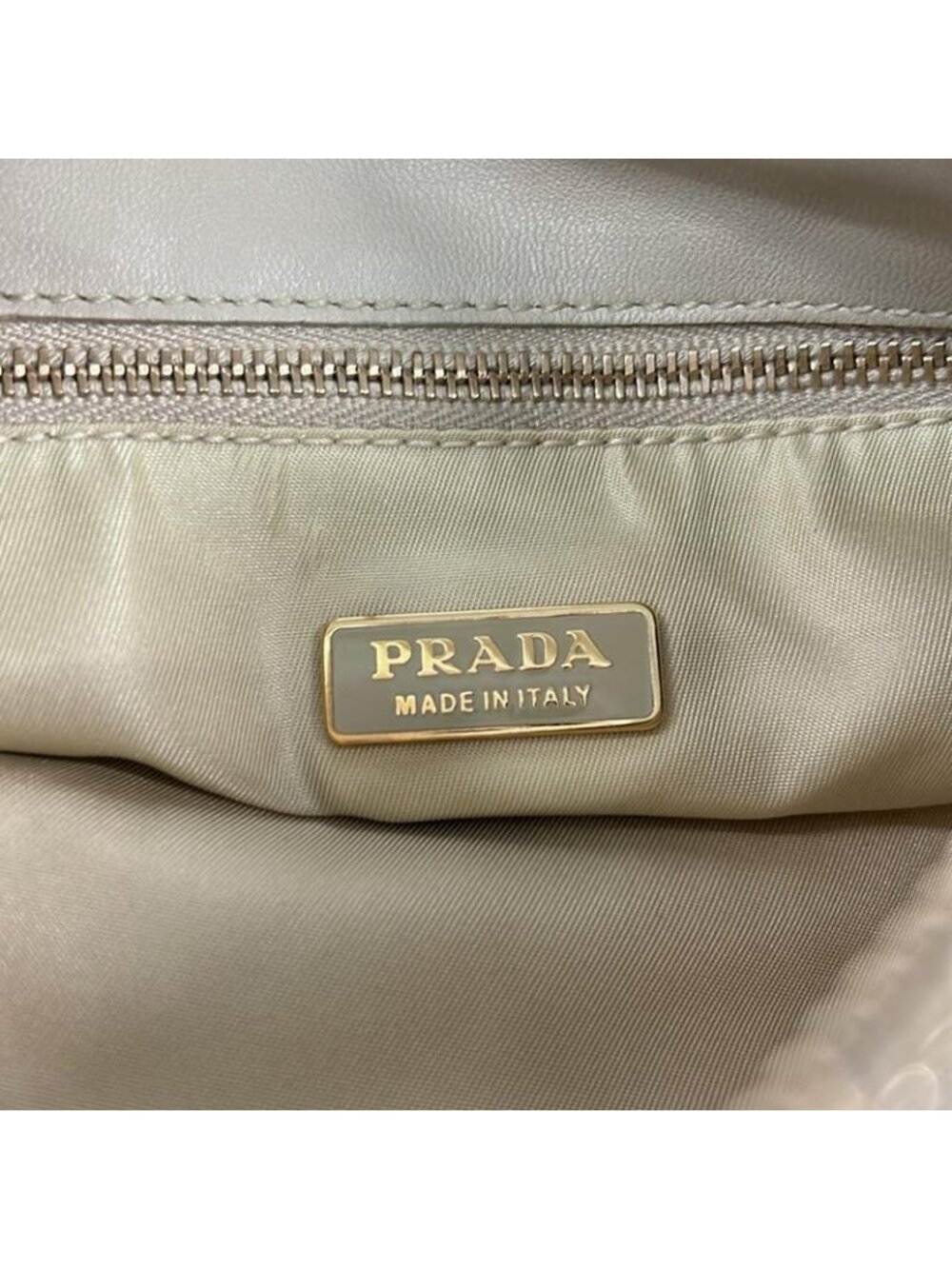 ★SOLD★ Prada Ivory Mini Bag Leather - Picture 9 of 11